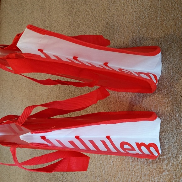 NEW BUNDLE of 2 Small Red & White  Lululemon Limited Edition Reusable Tote - Picture 3 of 6
